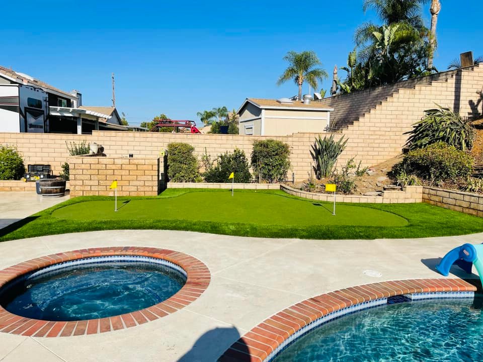 415293655_122107479896164777_4932518299407432543_n Putting Greens Turf